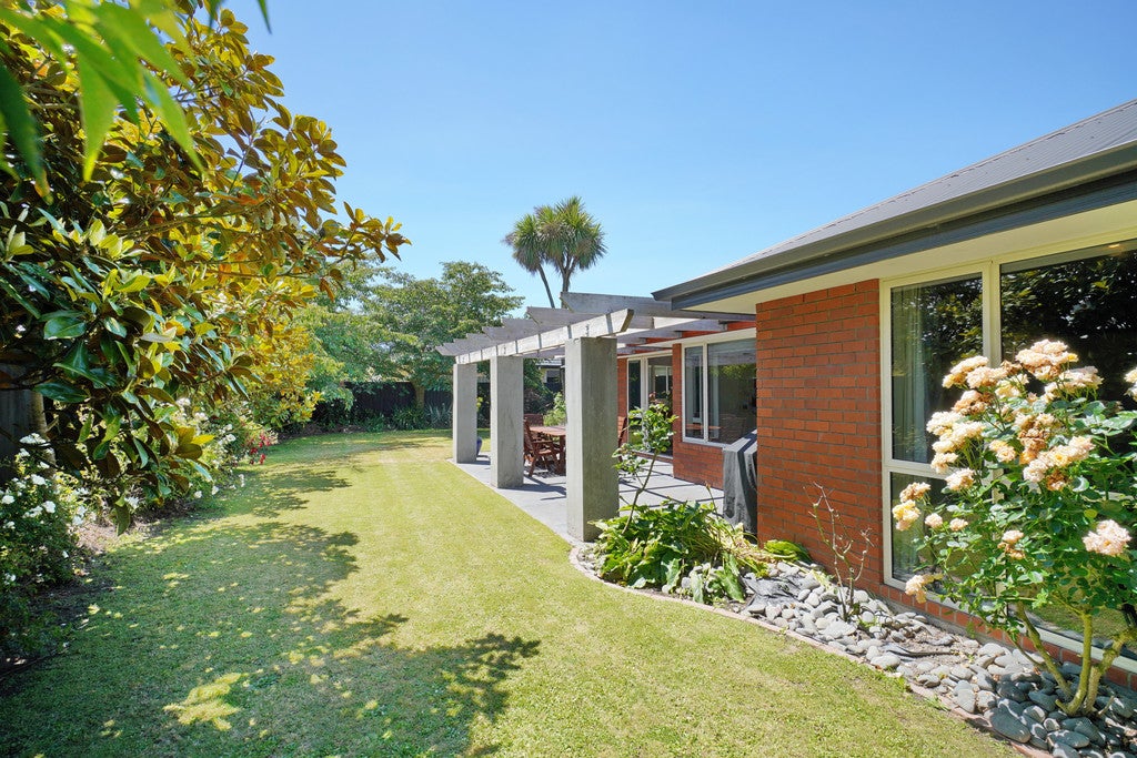 20 Pewter Place, Northwood, Christchurch - Carousel 2