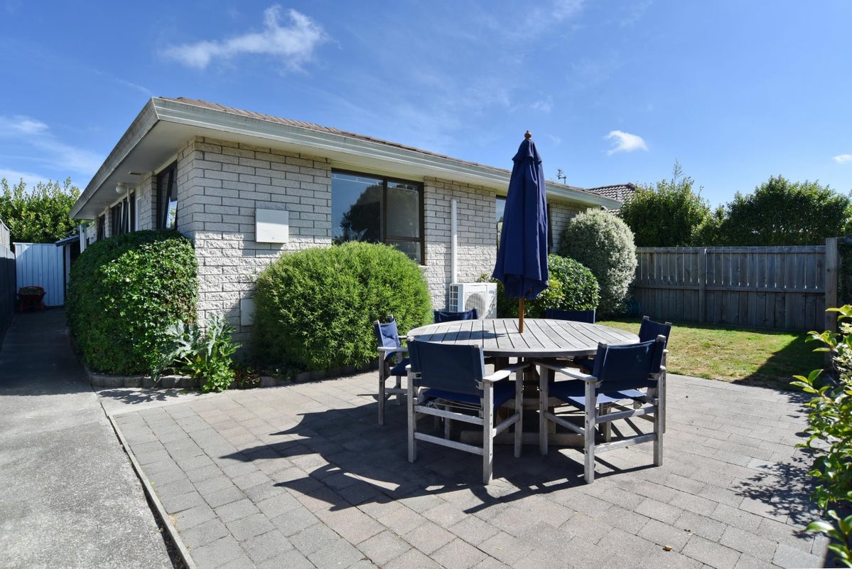 1/82 Wingate Street, Redwood, Christchurch - Carousel 1