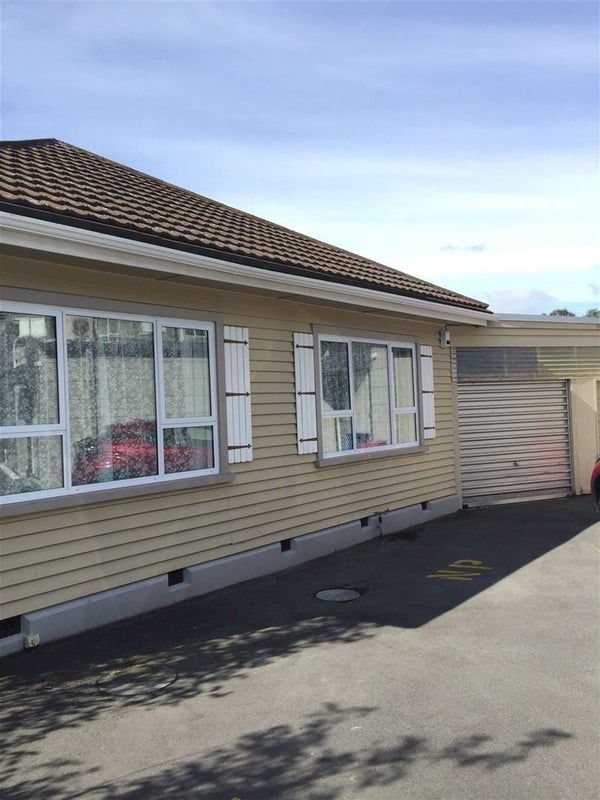 2/8 Cashmere Road, Cashmere, Christchurch - Carousel 1