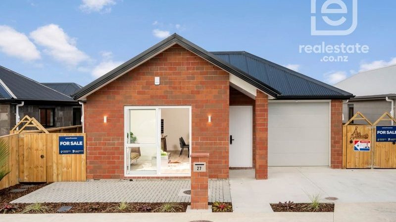 29 Bannockburn Road, Opaheke, Papakura - Carousel 1