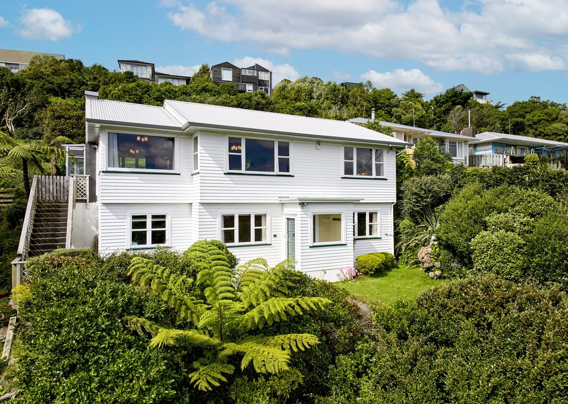 27 Bedford Street, Northland, Wellington - Carousel 1