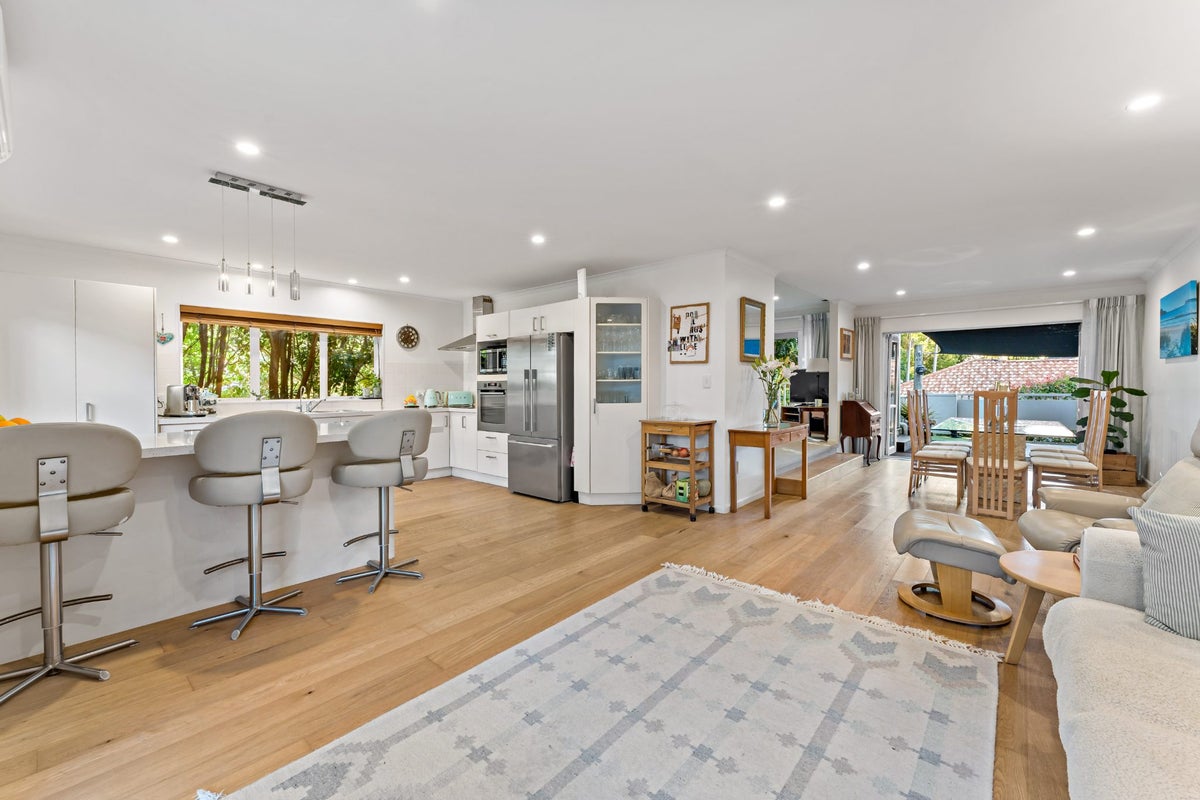 34 Serene Place, Gulf Harbour, Whangaparaoa - Carousel 1