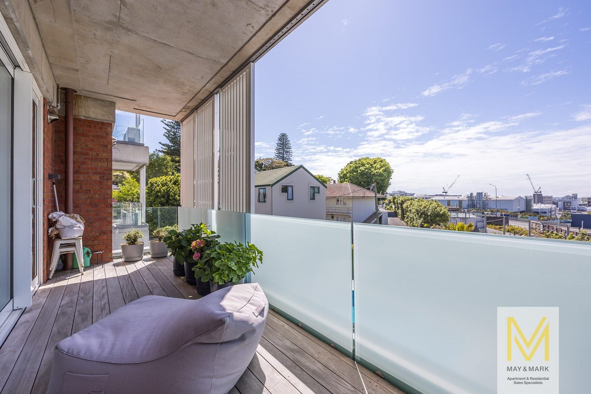 109/246 Khyber Pass Road, Newmarket, Auckland - Carousel 2