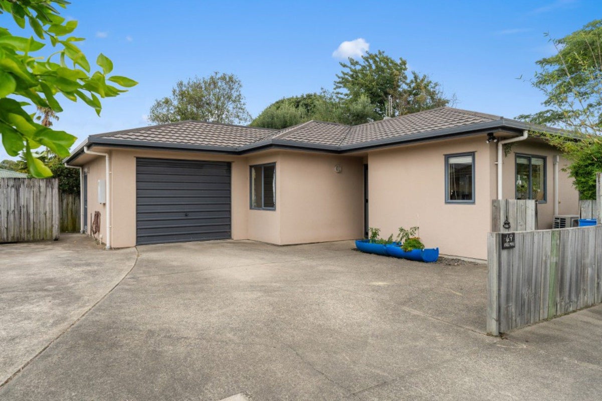 49 Solomon Street, Brookfield, Tauranga - Carousel 1