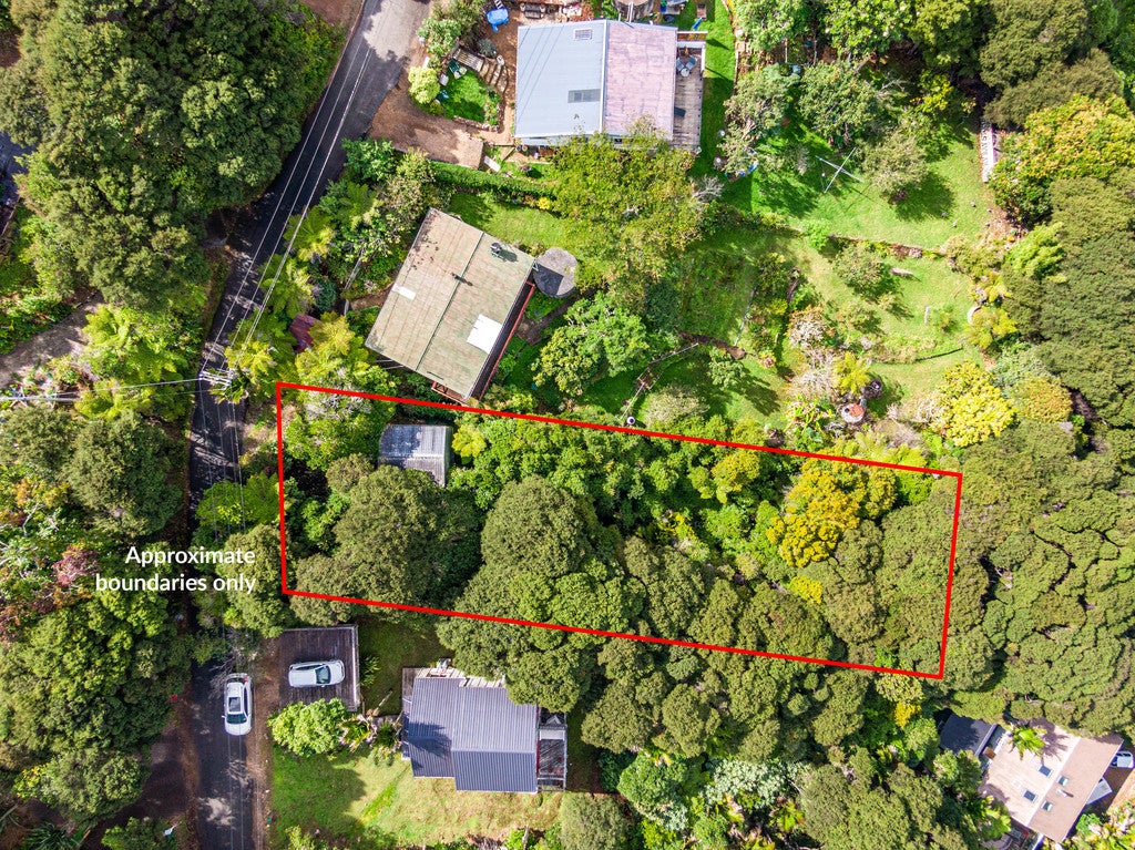 75 Fairview Crescent, Omiha, Waiheke Island - Carousel 1