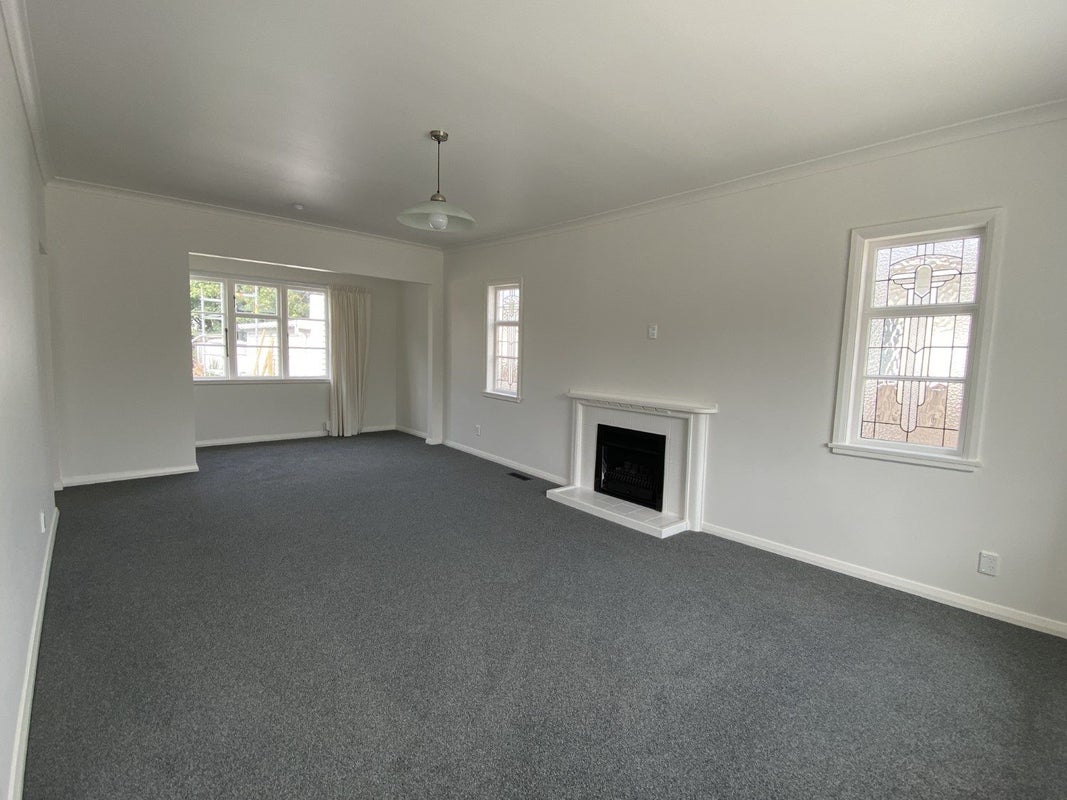 24 Raroa Road, Hutt Central, Lower Hutt - Carousel 2