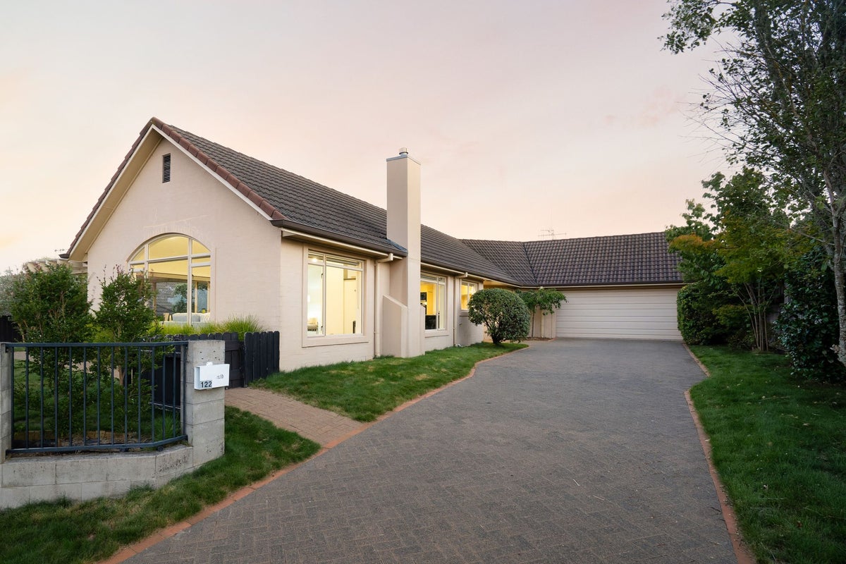 122 Rototuna Road, Rototuna, Hamilton - Carousel 1