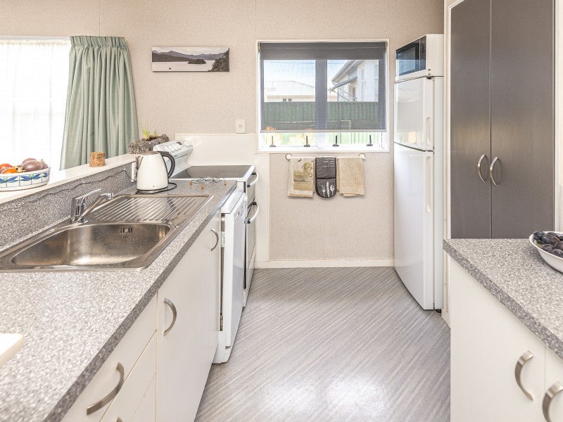 24 Keith Street, Whanganui, Whanganui - Carousel 2