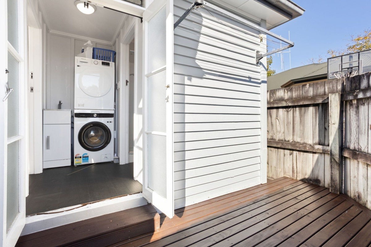 80 Fairfield Road, Fairfield, Hamilton - Carousel 12