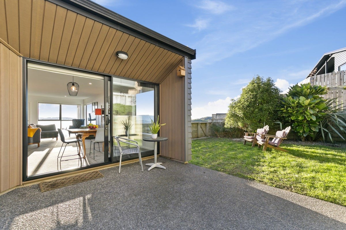 30 Tea Tree Lane, Woodridge, Wellington - Carousel 2