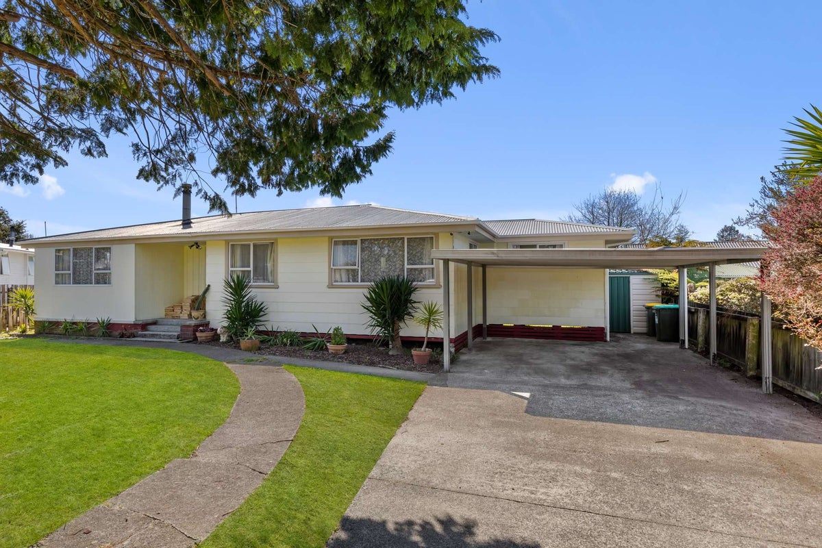 25 Brookland Road, Western Heights, Rotorua - Carousel 1