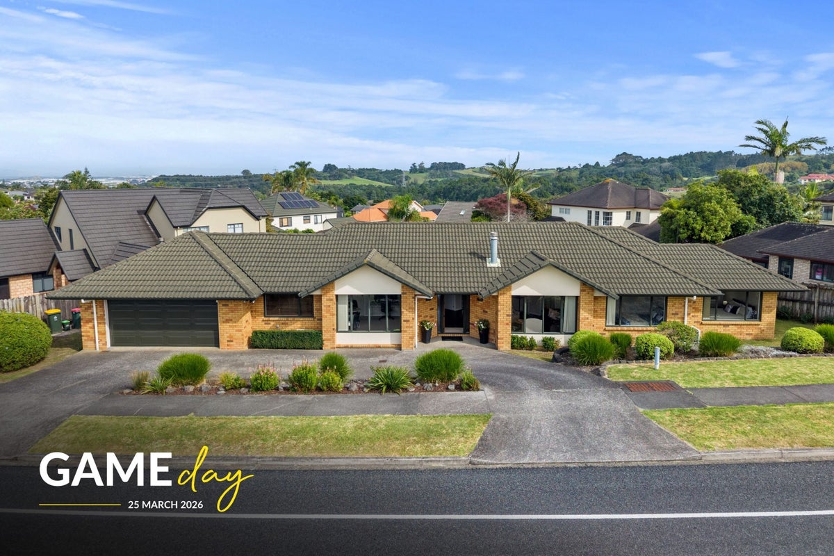 274 Hill Road, The Gardens, Auckland - Carousel 1