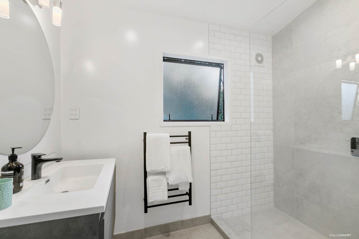 2/697 Great North Road, Grey Lynn, Auckland - Carousel 7