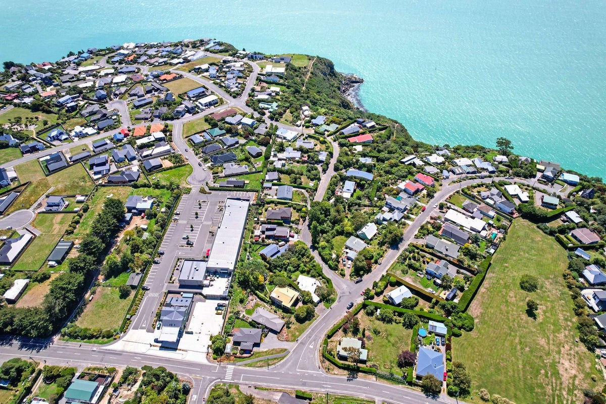 55 Ranui Crescent, Diamond Harbour, Lyttelton - Carousel 35