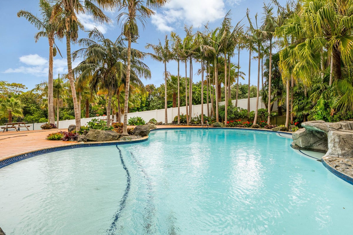 19/340 Gulf Harbour Drive, Gulf Harbour, Whangaparaoa - Carousel 2