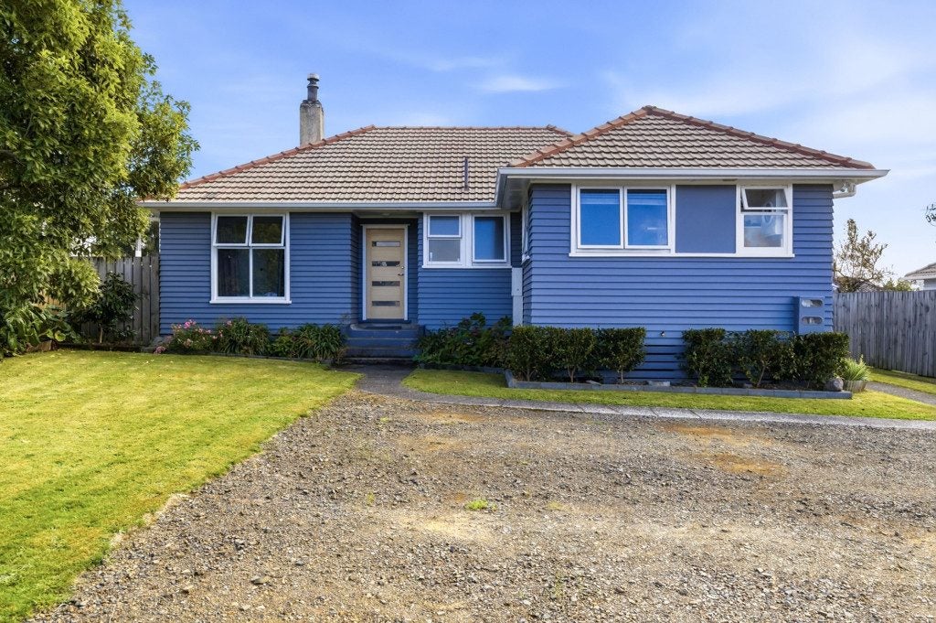 24 Kauri Drive, Wairakei, Taupo - Carousel 1