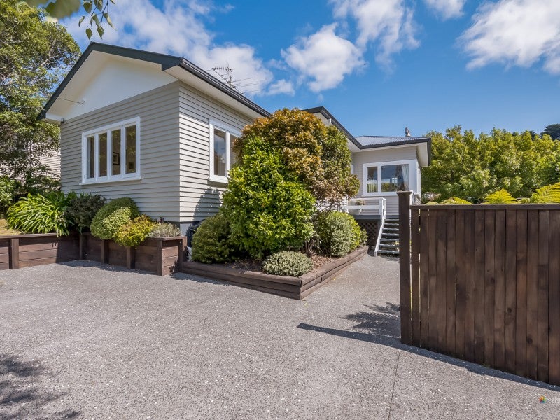 1/9 Bermer Road, Belmont, Lower Hutt - Carousel 1
