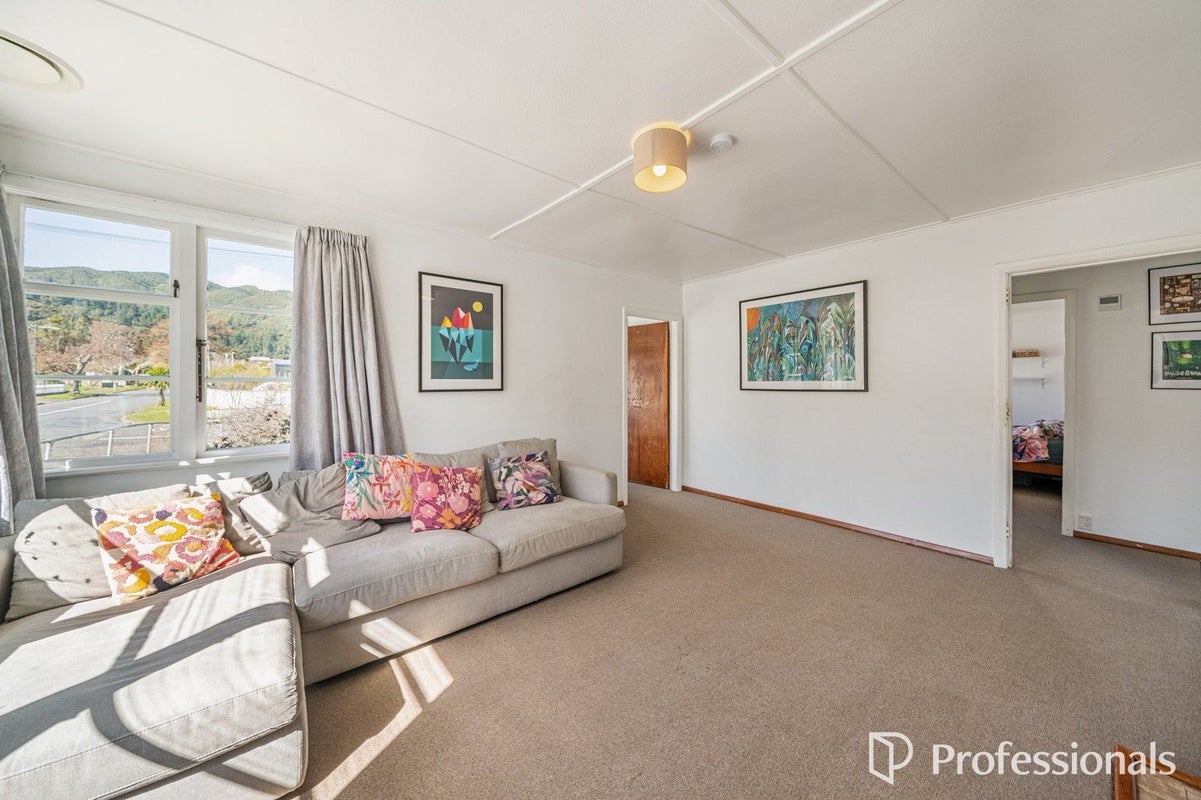 11 Fleet Street, Naenae, Lower Hutt, Wellington - Carousel 2