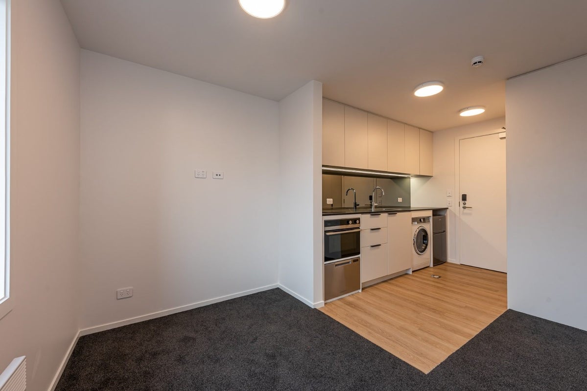82 Rugby Street, Mount Cook, Wellington - Carousel 2