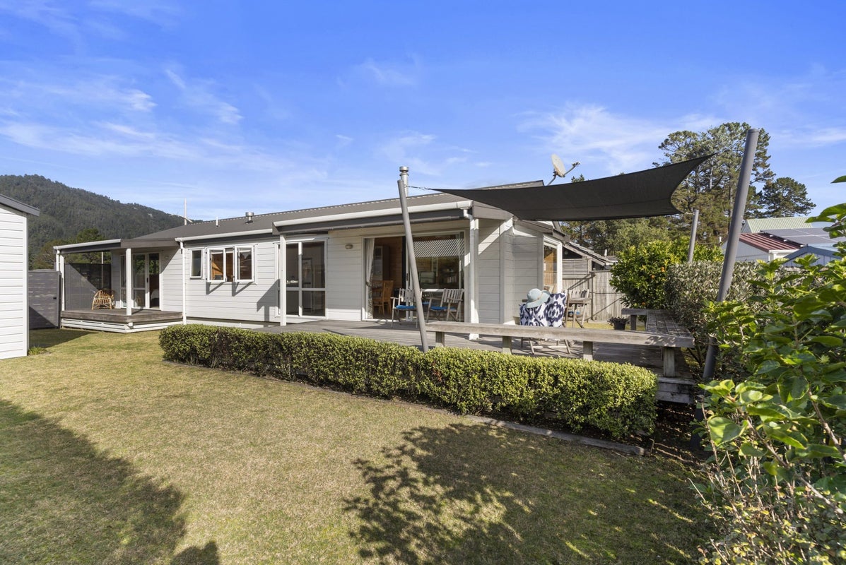 28 Oceanair Drive, Pauanui - Carousel 1