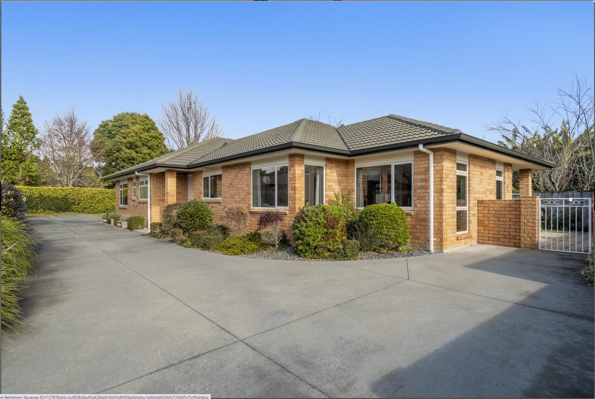 48 Raukawa Drive, Bethlehem, Tauranga - Carousel 1
