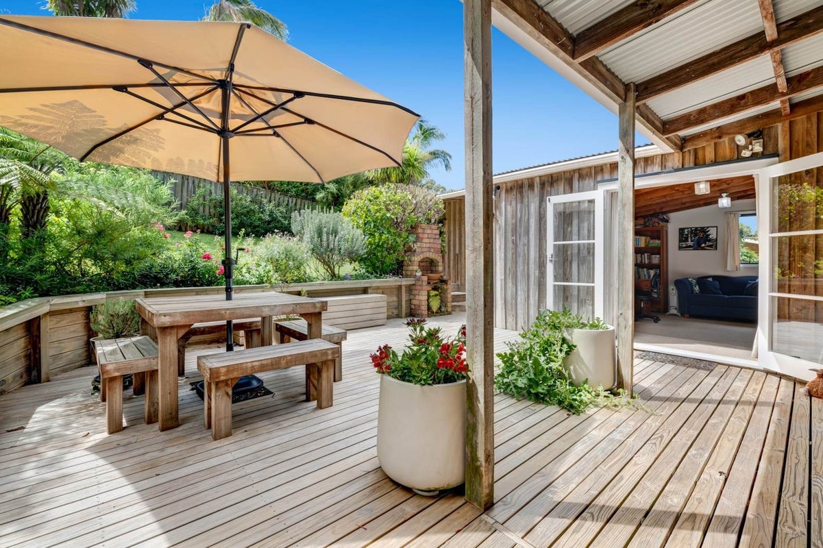 30 Ferry Road, Wade Heads, Whangaparaoa - Carousel 2