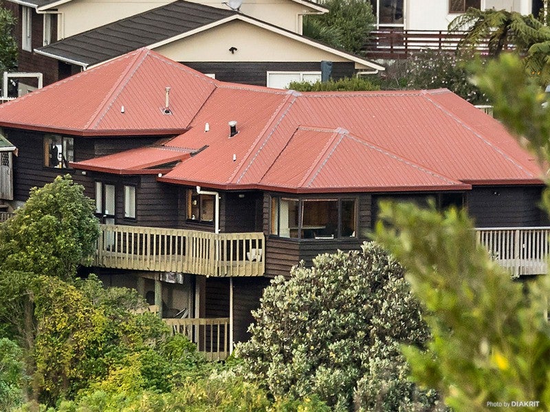 6 Mcmahon Way, Paparangi, Wellington - Carousel 1