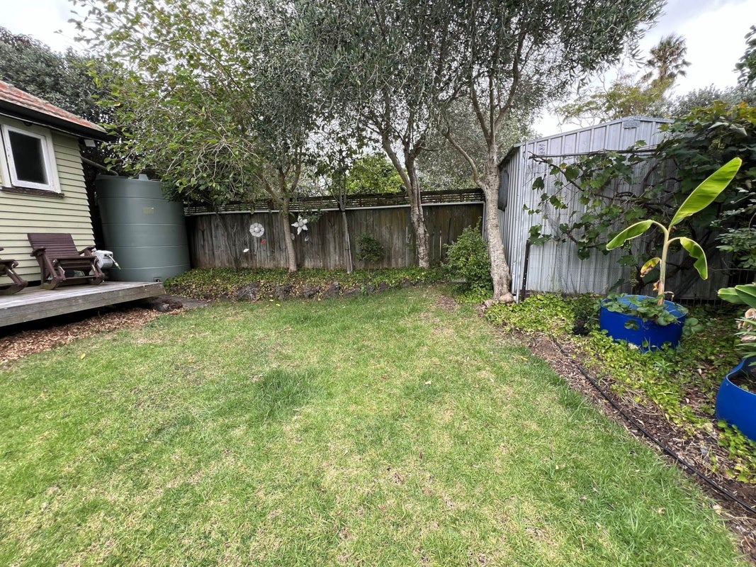 1 Colchester Avenue, Glendowie, Auckland - Carousel 29
