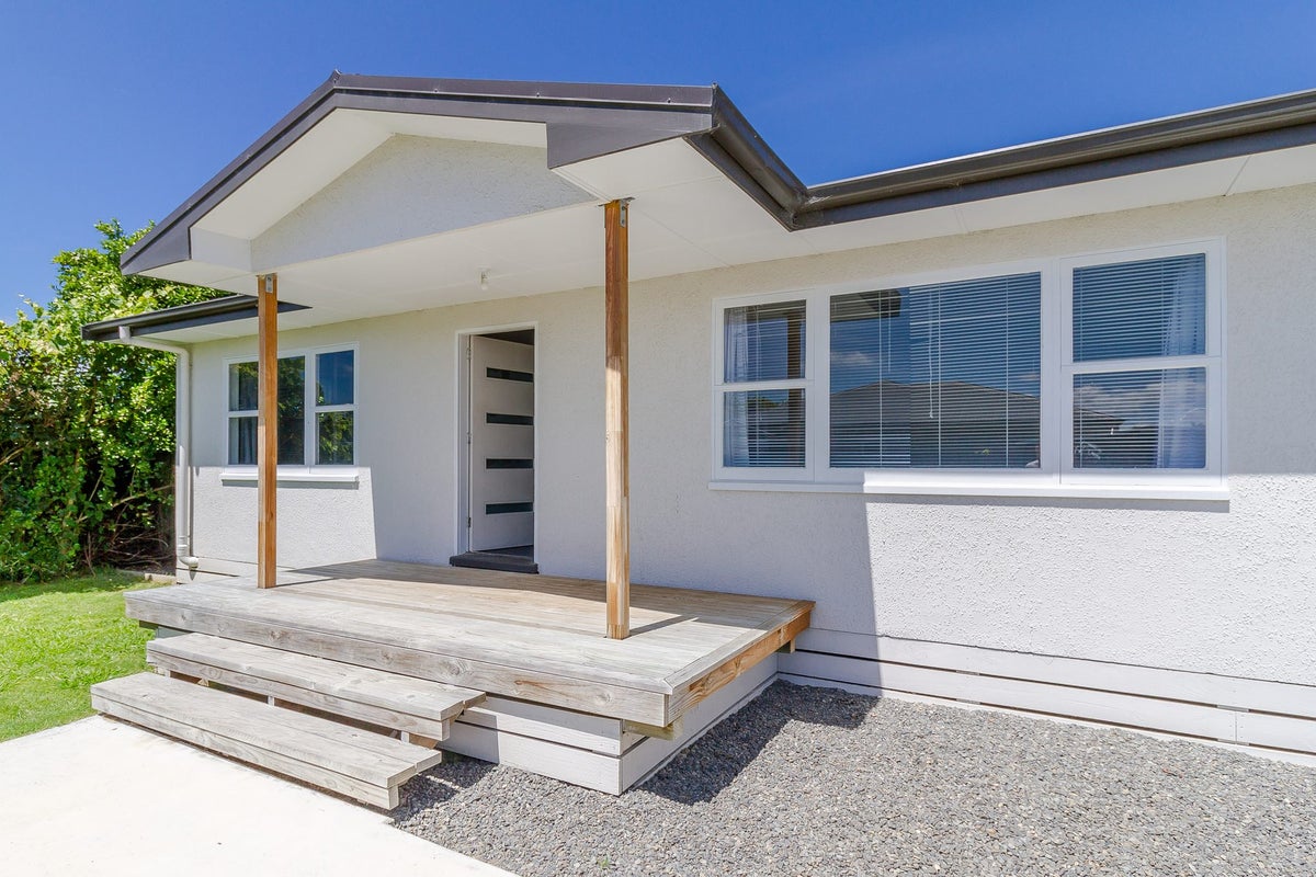 13A Magdalen Crescent, Pirimai, Napier - Carousel 14