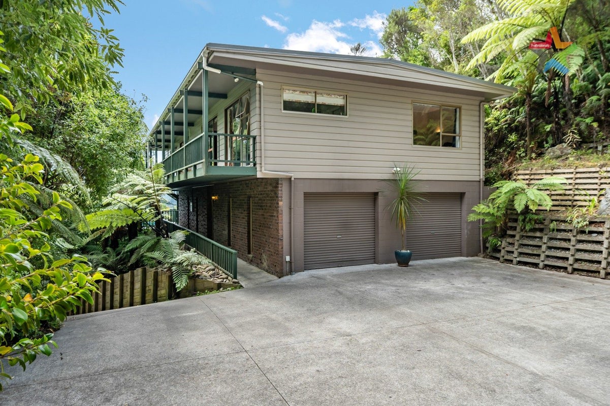 128A Manuka Street, Stokes Valley, Lower Hutt - Carousel 1