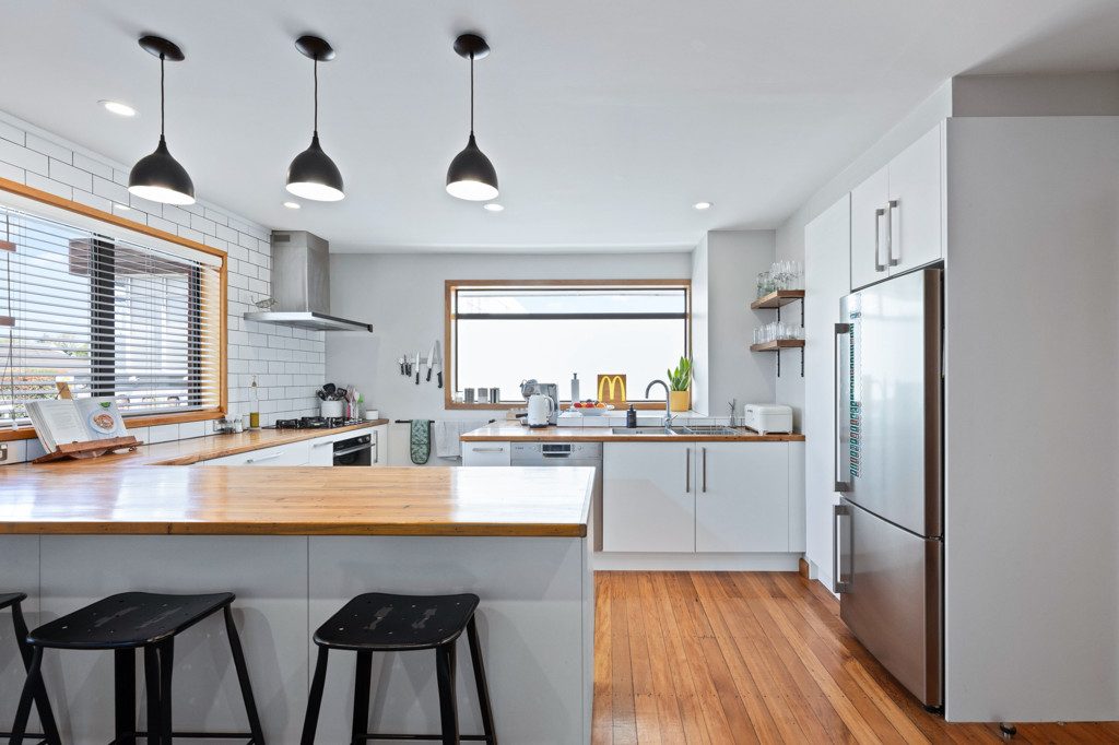 160 Kendal Avenue, Burnside, Christchurch - Carousel 2