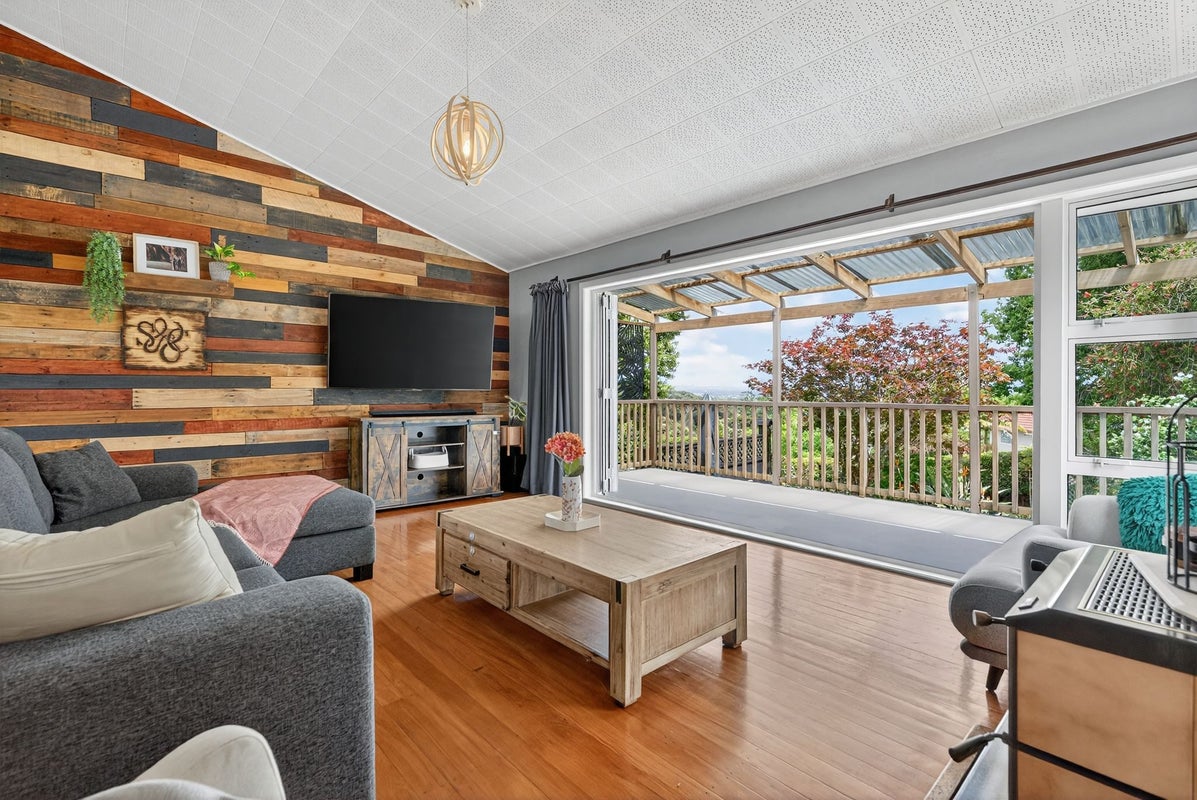 158 Upper Harbour Drive, Greenhithe, Auckland - Carousel 2