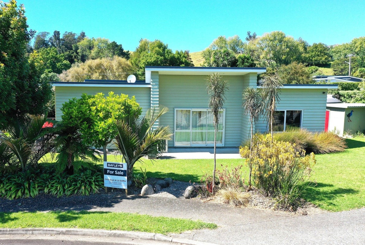 1 Pukeko Way, Whiritoa, Waihi - Carousel 2