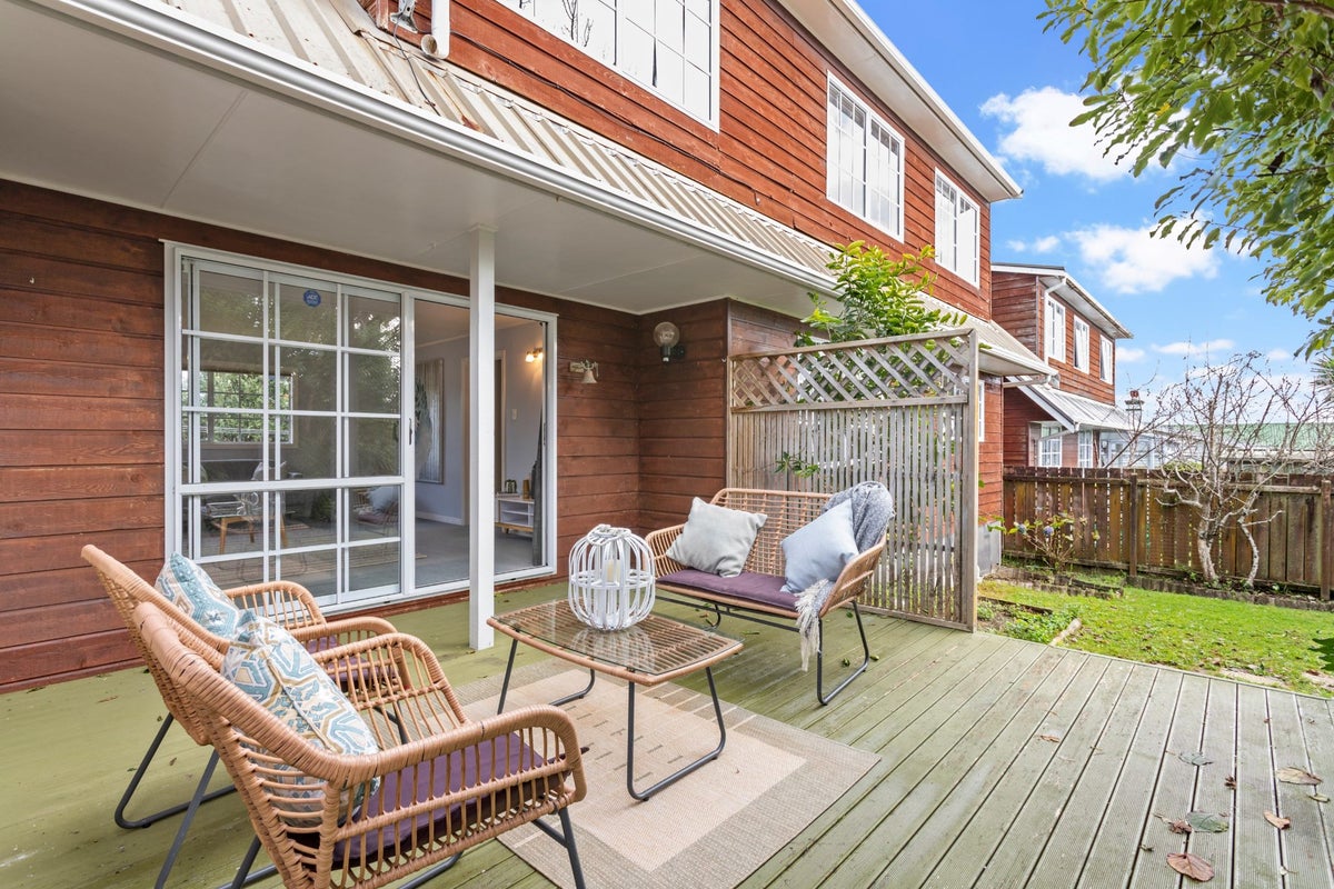 56 Evans Road, Glen Eden, Auckland - Carousel 2