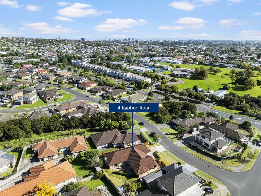 4 Raphoe Road, Flat Bush, Auckland - Carousel 22