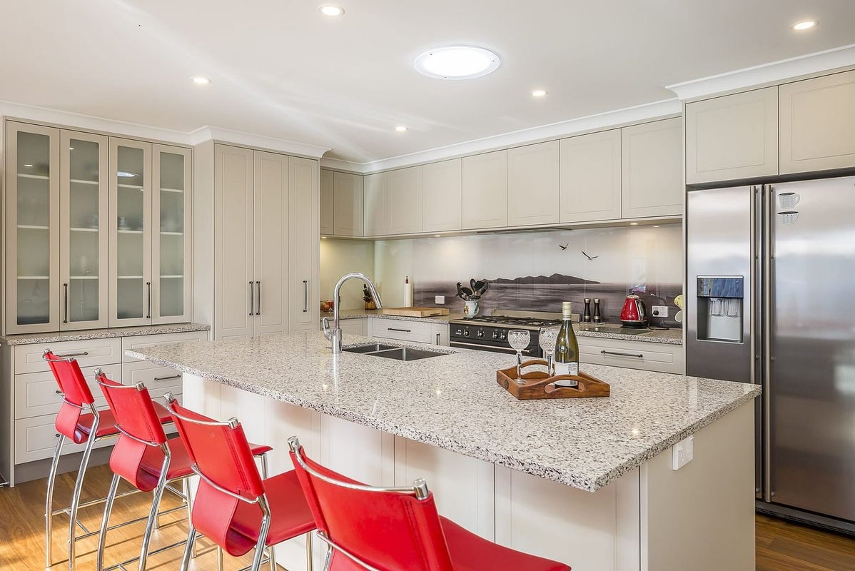 14 Petrel Close, Paraparaumu Beach, Paraparaumu - Carousel 2