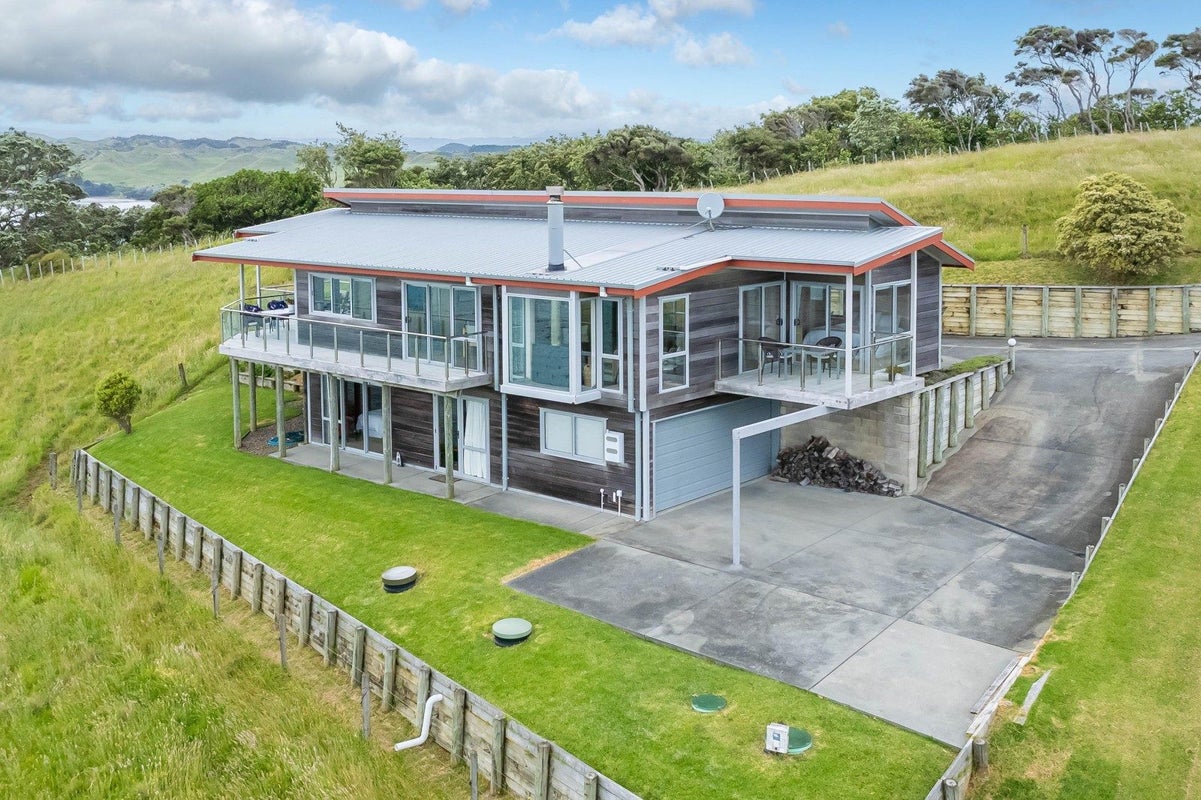 118 Te Wetini Roore Place, Kawhia, Kawhia - Carousel 2
