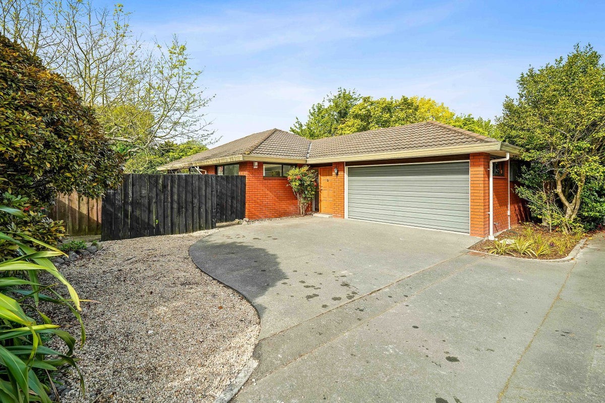 2/302A Ilam Road, Burnside, Christchurch - Carousel 1