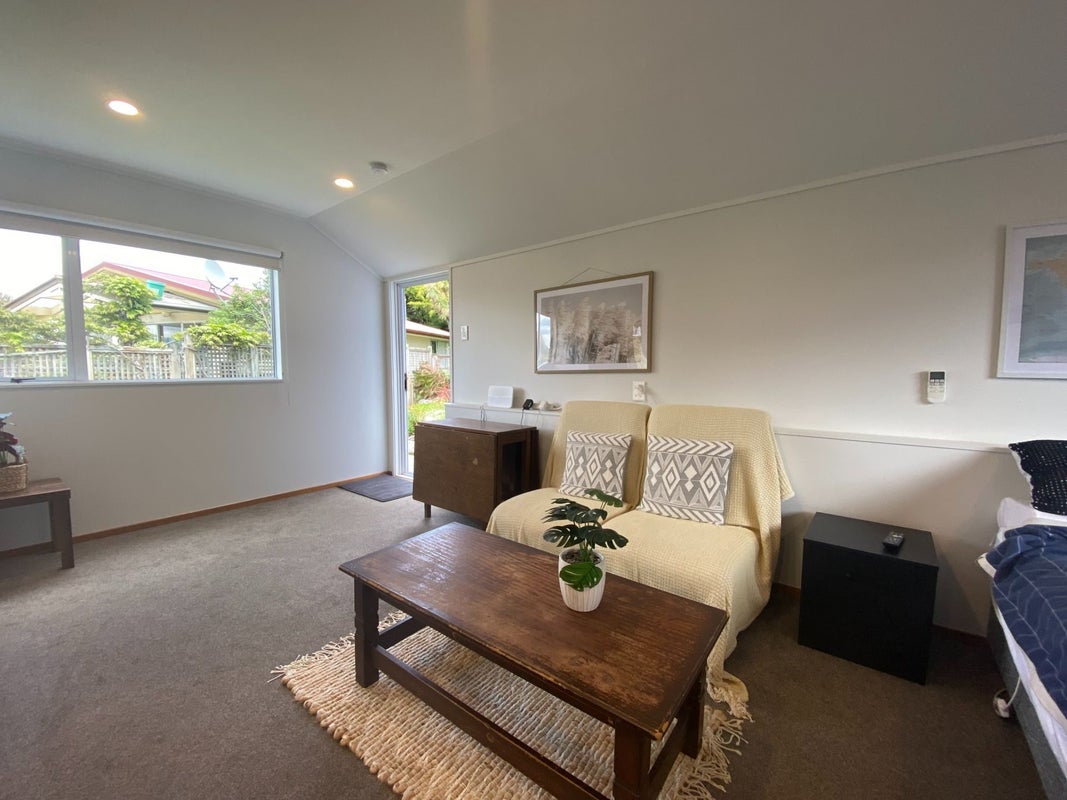 32 Avalon Crescent, Fernhill, Queenstown - Carousel 2
