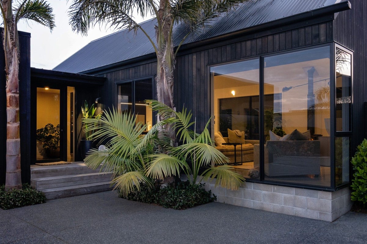 154A Beach Road, Haumoana, Haumoana - Carousel 1