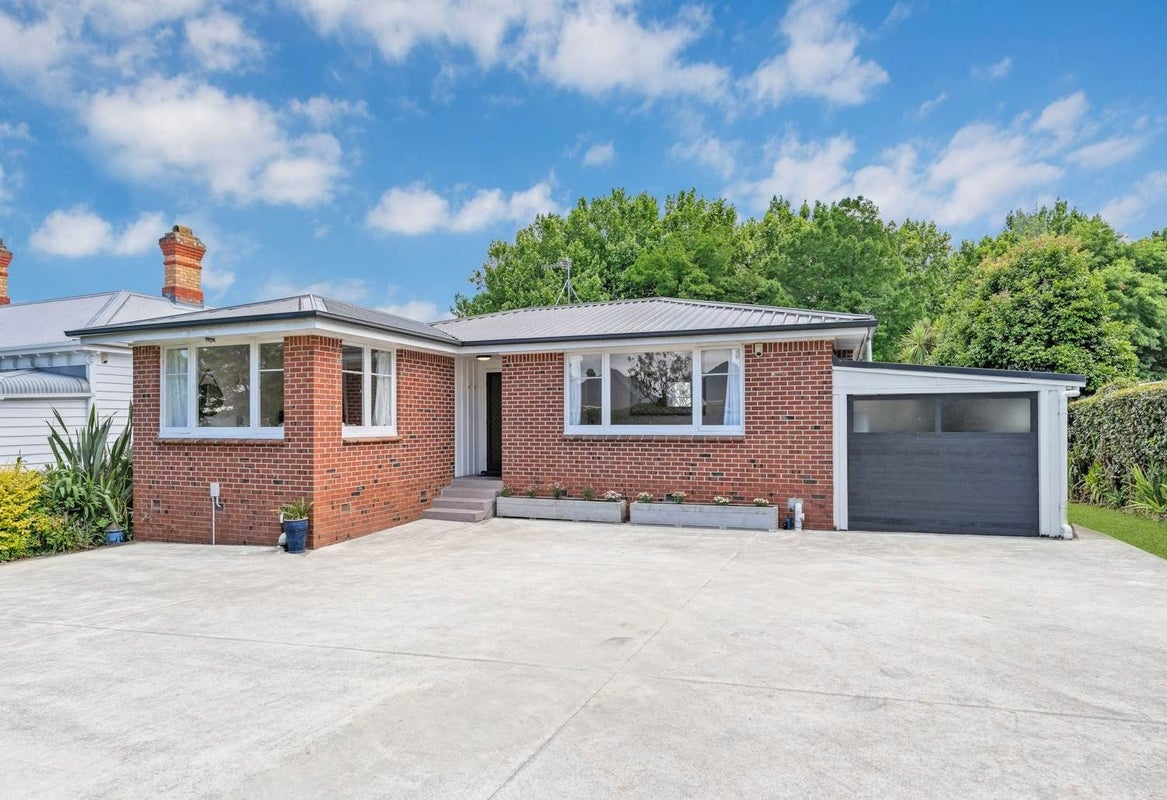 19 Green Lane East, Remuera, Auckland - Carousel 1