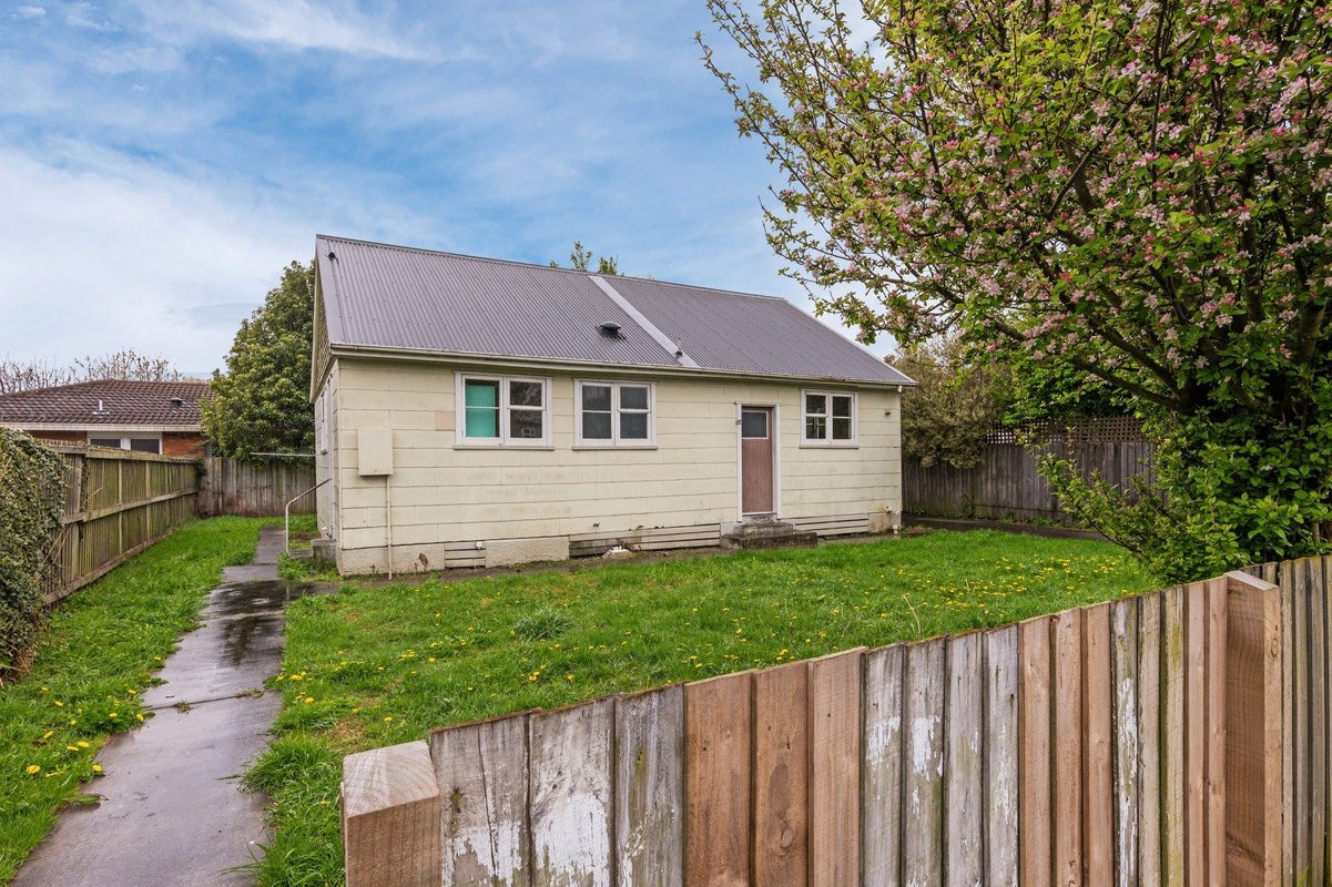 21 Shirley Road, Mairehau, Christchurch - Carousel 2