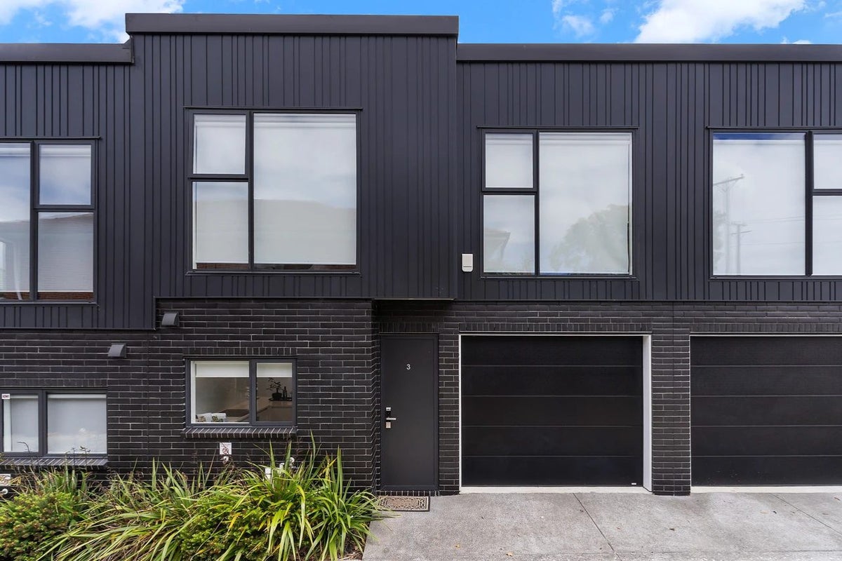 3/22 Heaphy Street, Blockhouse Bay, Auckland - Carousel 1