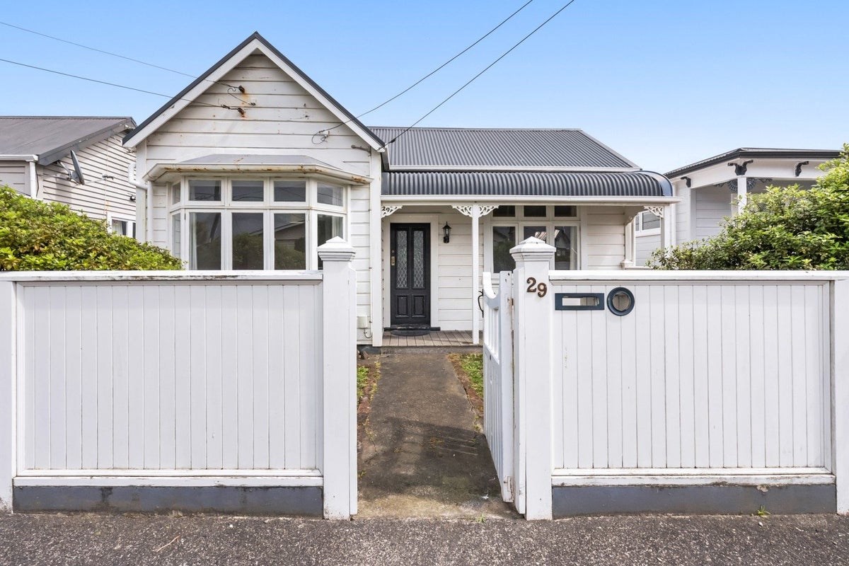 29 Richmond Street, Petone, Lower Hutt - Carousel 18