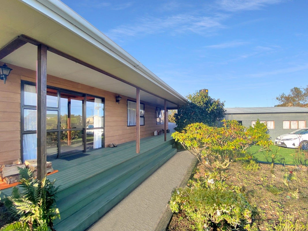 18 Redcliff Road, Glenavy, Waimate - Carousel 2