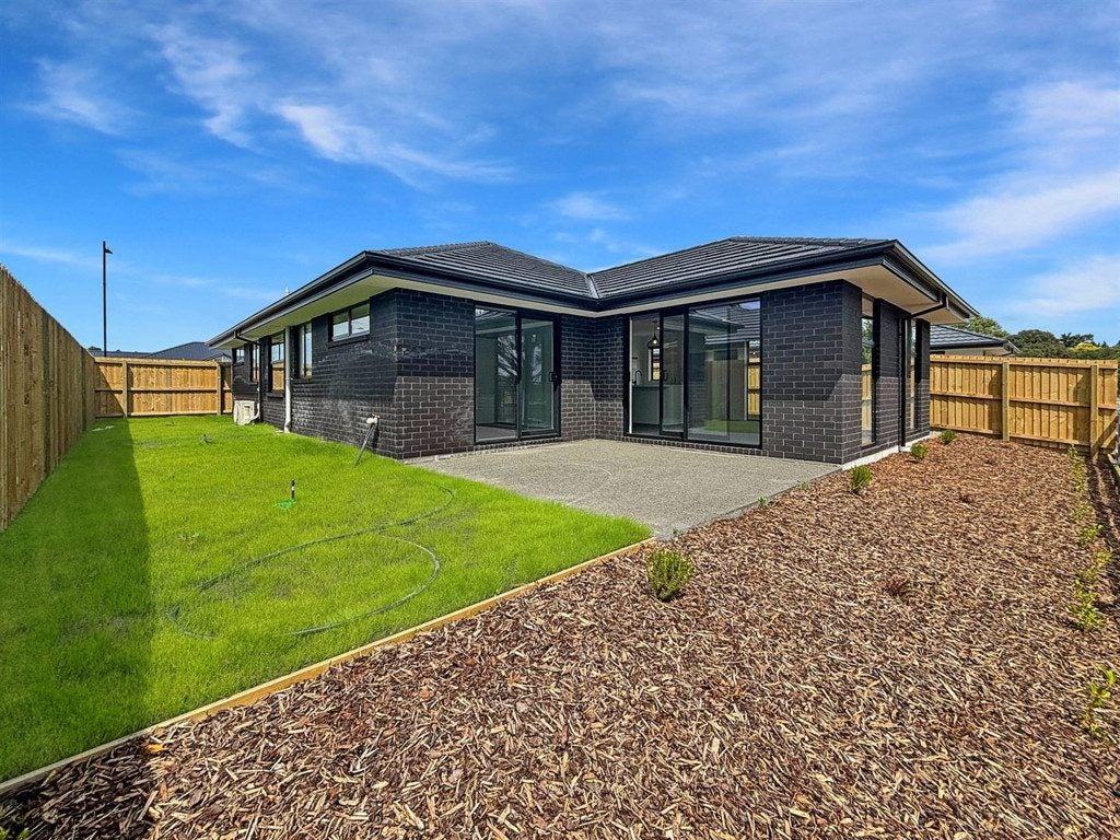 52 Pitcaithly Street, Halswell, Christchurch - Carousel 1