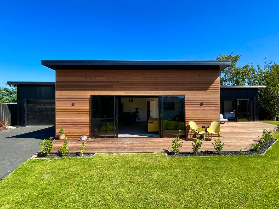 16 Whitestone Crescent, Weston, Oamaru - Carousel 2