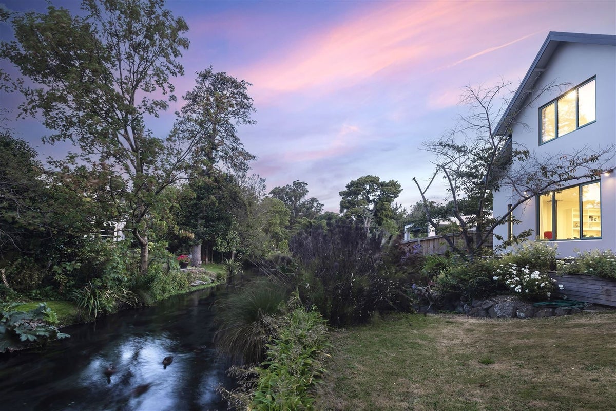 16 Ngahere Street, Fendalton, Christchurch - Carousel 2