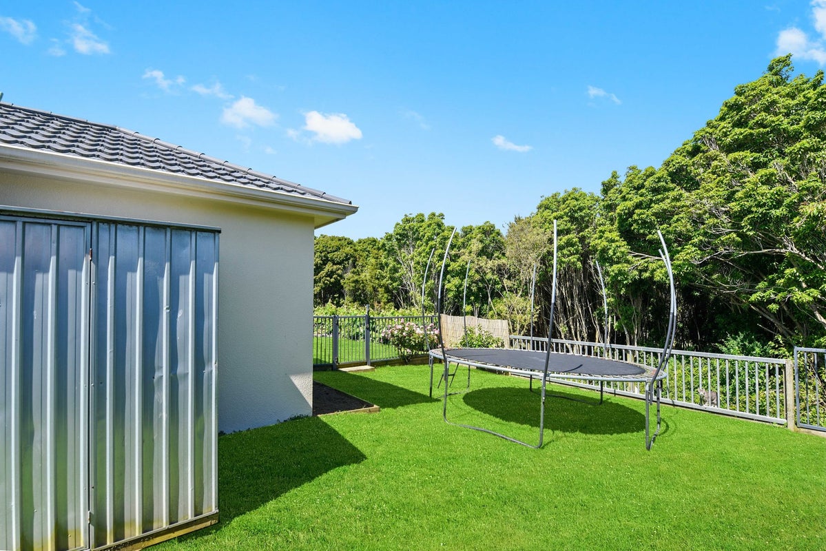 37 Church Road, Pukete, Hamilton - Carousel 12