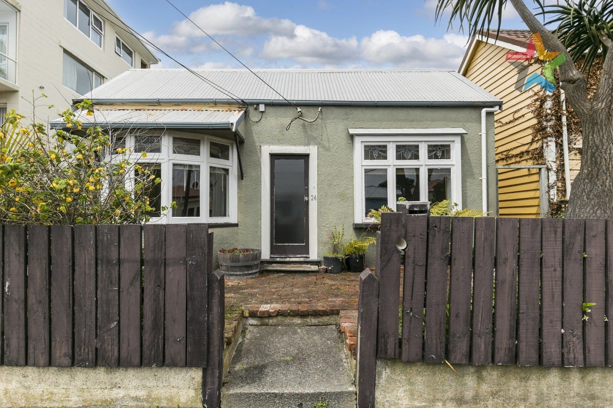 24 Normanby Street, Newtown, Wellington - Carousel 1